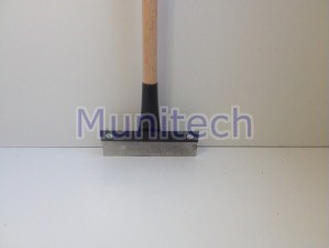 Floor Scraper with detatchable blade